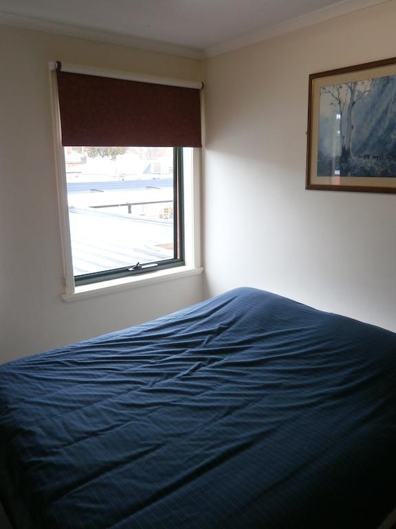 Хостел Launceston Backpackers Номер фото