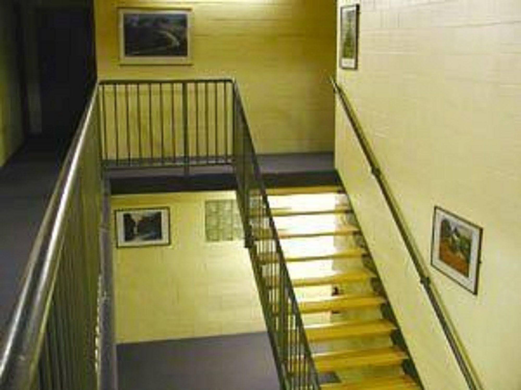 Хостел Launceston Backpackers Экстерьер фото