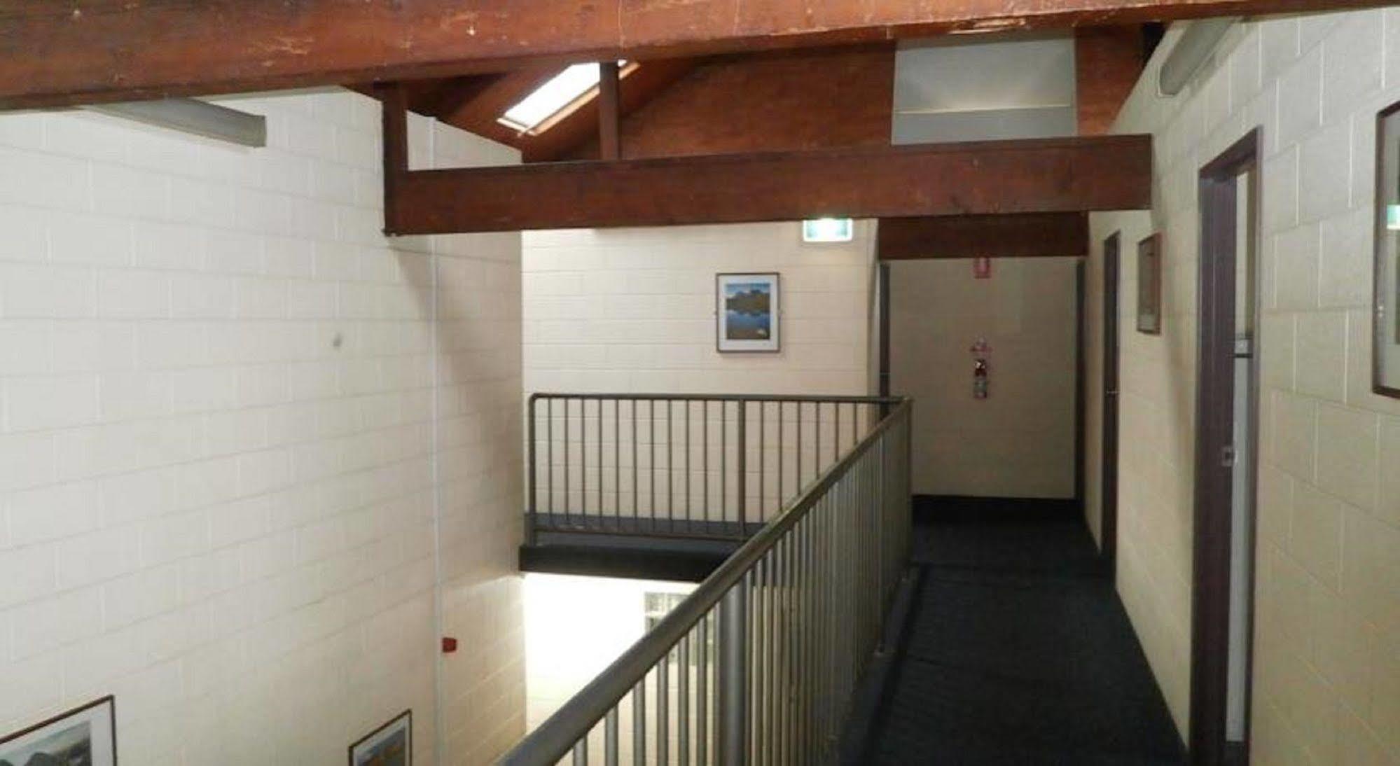 Хостел Launceston Backpackers Экстерьер фото