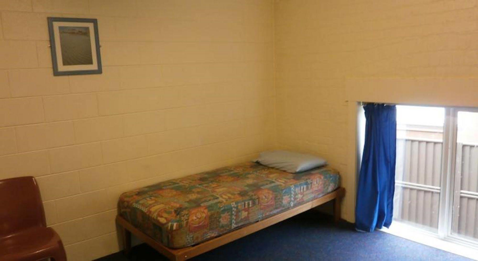 Хостел Launceston Backpackers Экстерьер фото