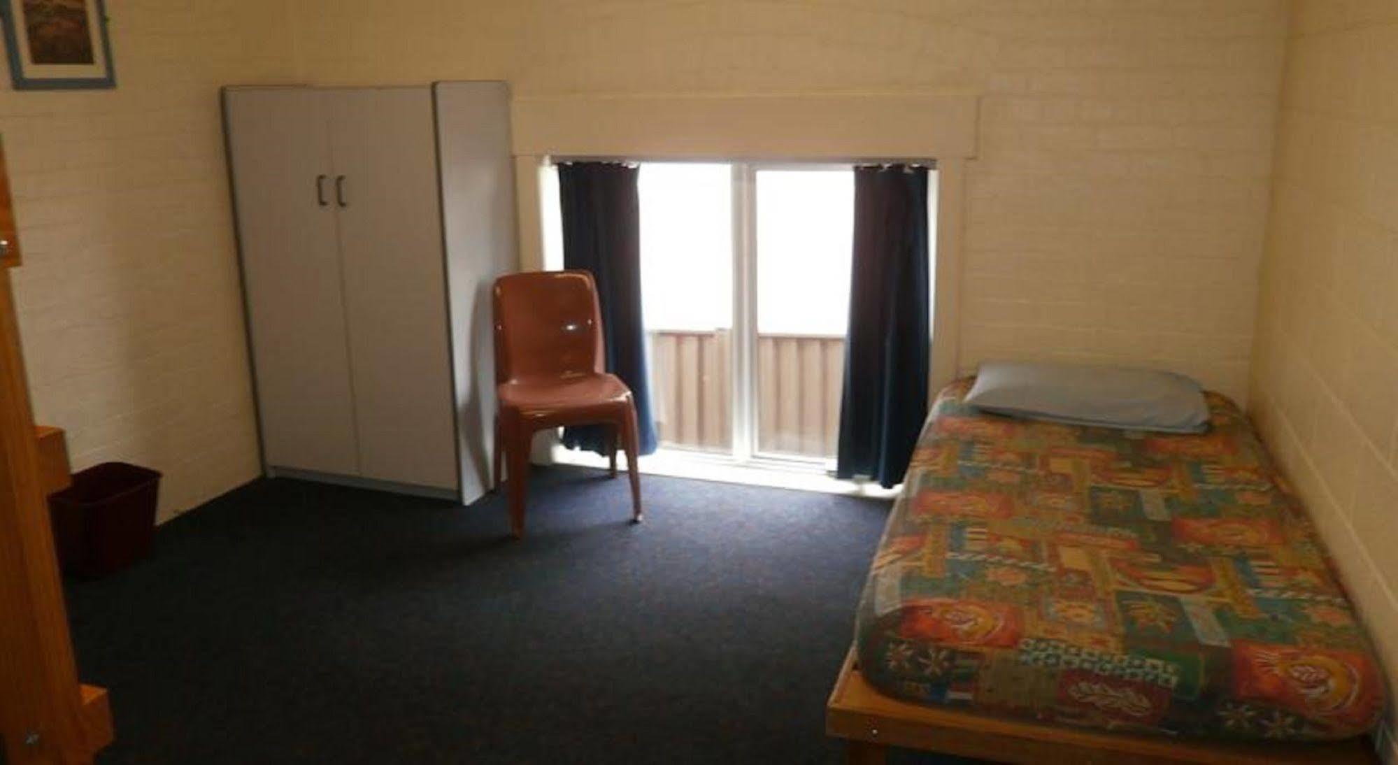 Хостел Launceston Backpackers Экстерьер фото